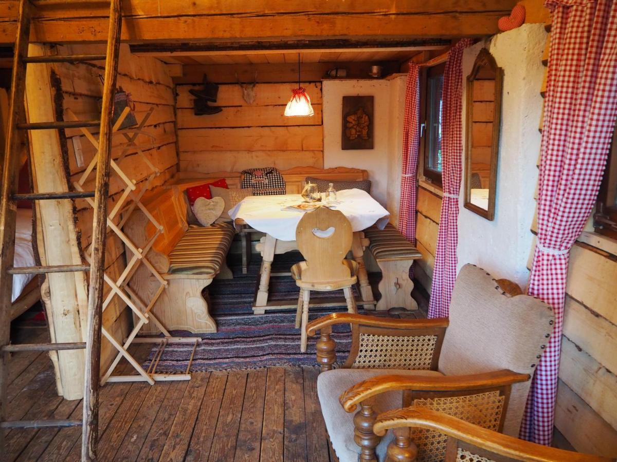 Sachserhof Ferienwohnungen In Sachsenburg ภายนอก รูปภาพ