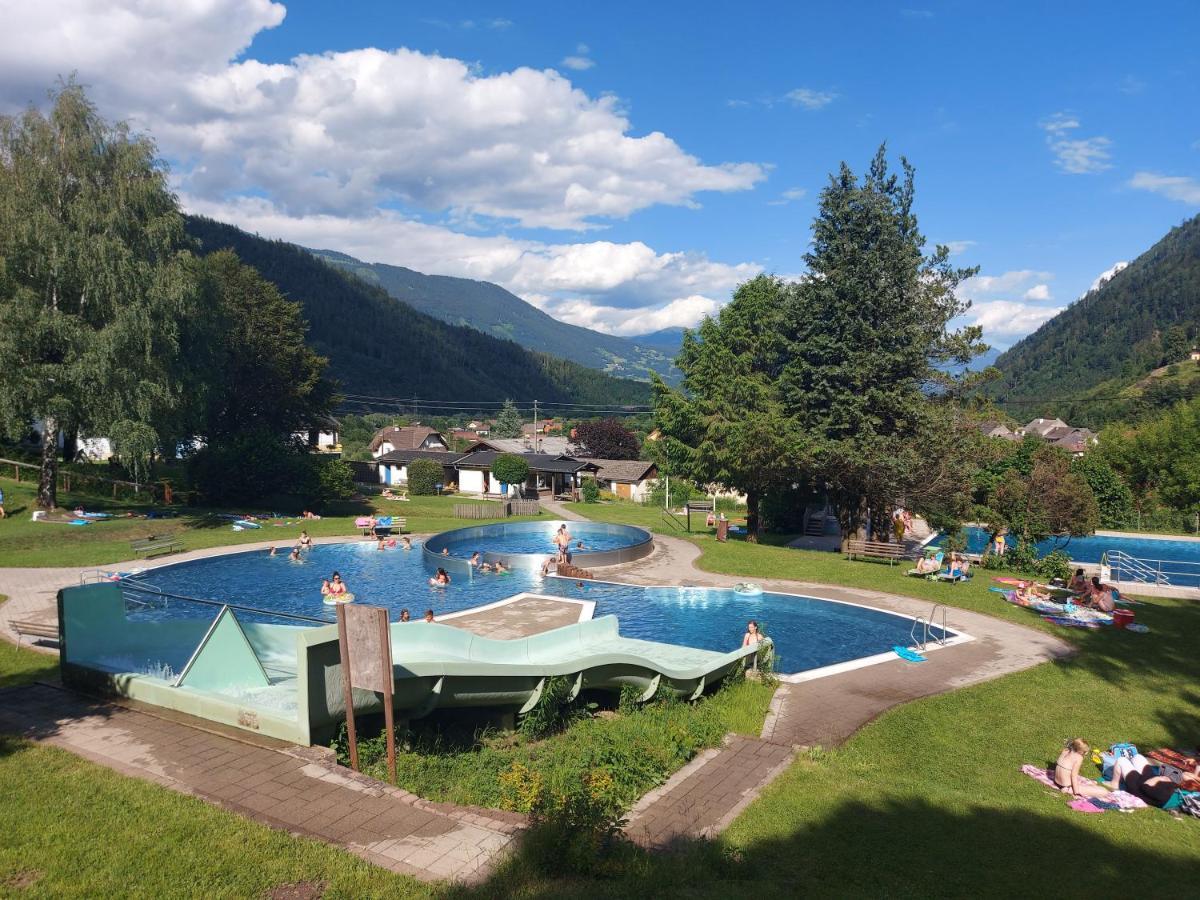 Sachserhof Ferienwohnungen In Sachsenburg ภายนอก รูปภาพ